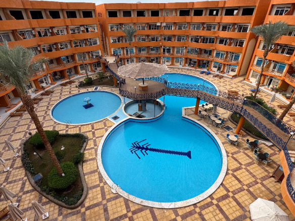 2 bedroom apartment for sale in Hurghada with sea view